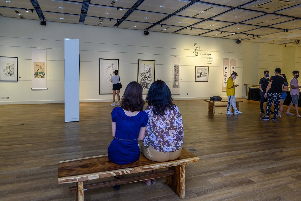 “郑浩千游艺50年回顾展”