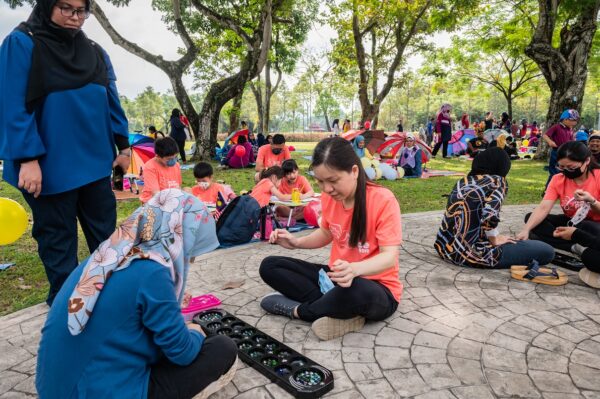SGM Participates in National Unity Event Keluarga Malaysia Teguh Bersama