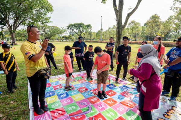 SGM Participates in National Unity Event Keluarga Malaysia Teguh Bersama