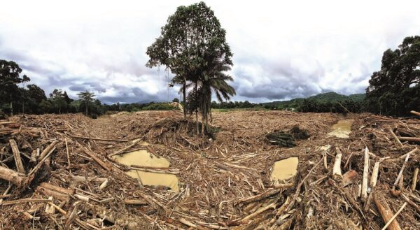 An area in Pahang damaged by climate-caused disaster in December 2021.