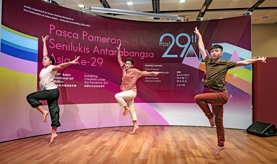 Post 29th Asian International Art Exhibition Opens at WKSGM!