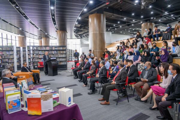 SGM Presents Books to University of Cyberjaya Library