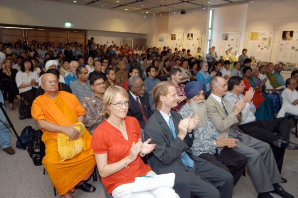 SGM Co-organises Exhibition Showcasing World Religions and Global Ethics