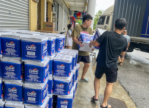 SGM Provides Relief Assistance and Encouragement to Johor Flash Flood Victims