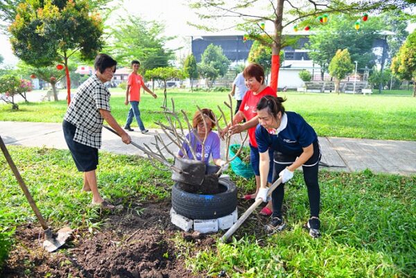 Perak park cleaning