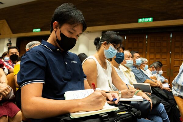 General Director Conducts Study Sessions