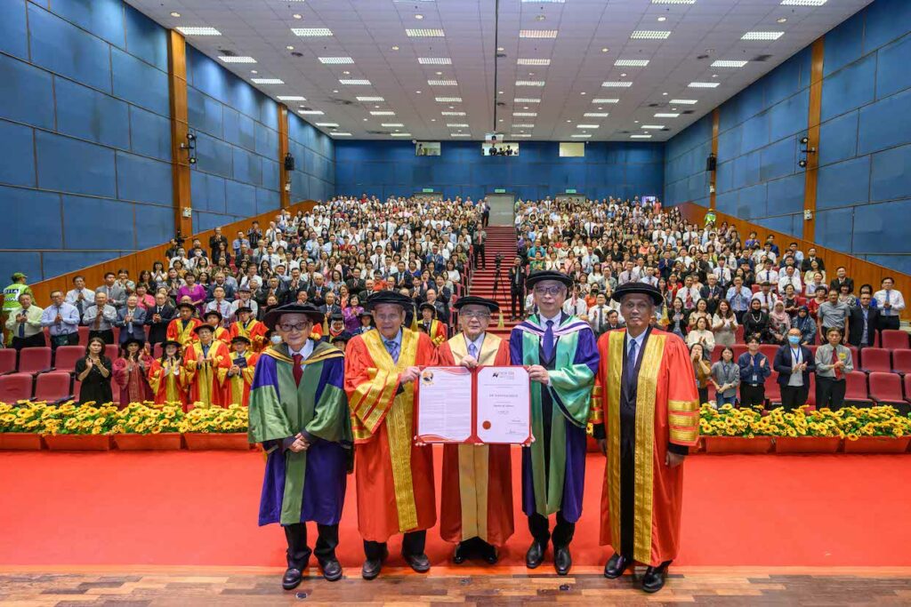 New Era University College Confers Inaugural Honorary Doctorate upon Daisaku Ikeda