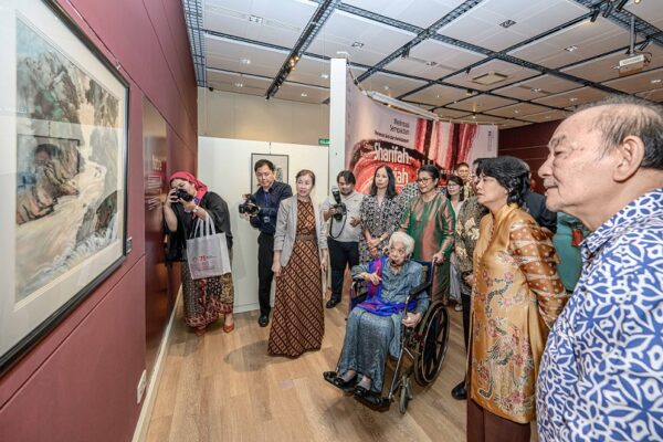 Sharifah Zuriah exhibition opening