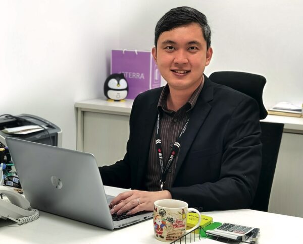 Nickson Lee